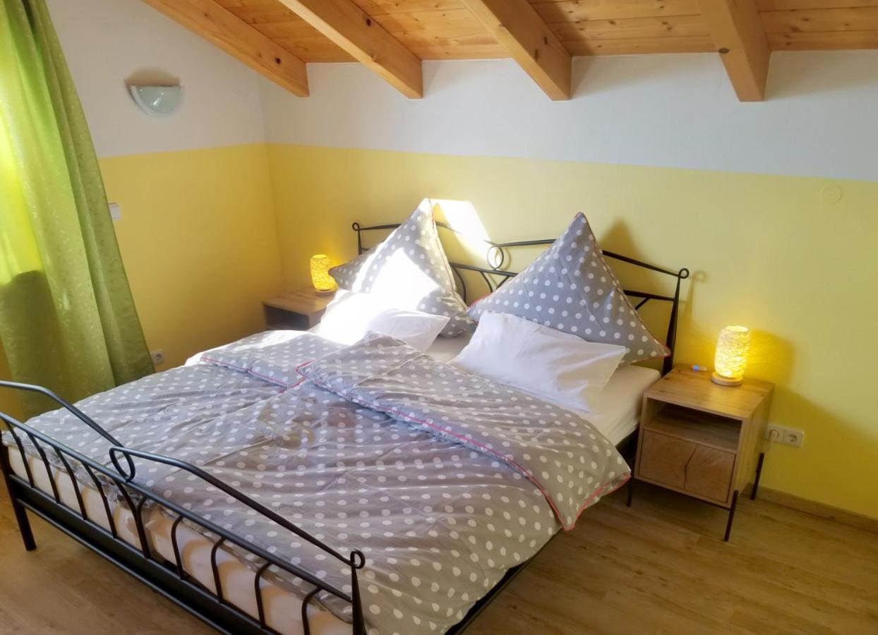 Exclusiv - Ferienwohnung Hinterreiter Ainring Exteriör bild